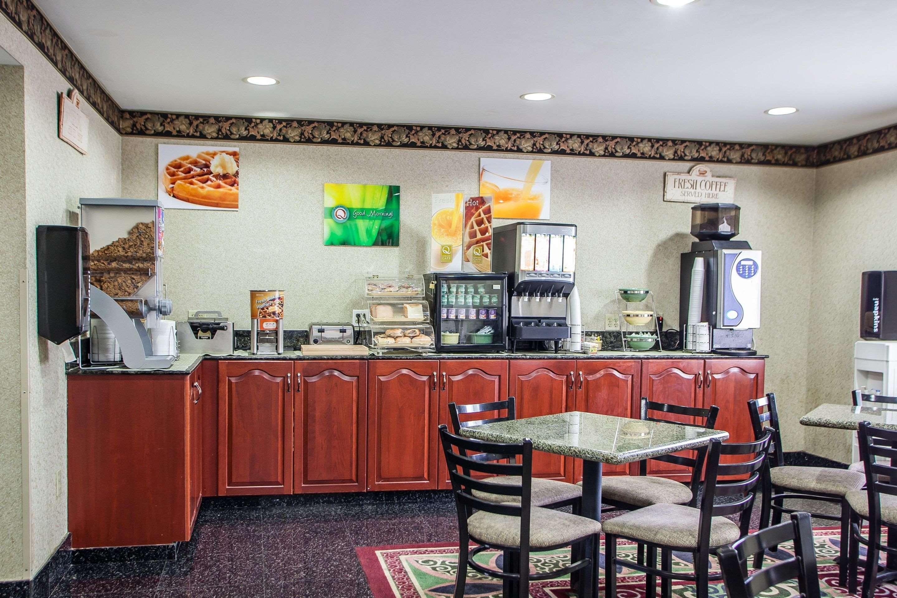 Motel 6 East Windsor, Nj Hightstown מראה חיצוני תמונה