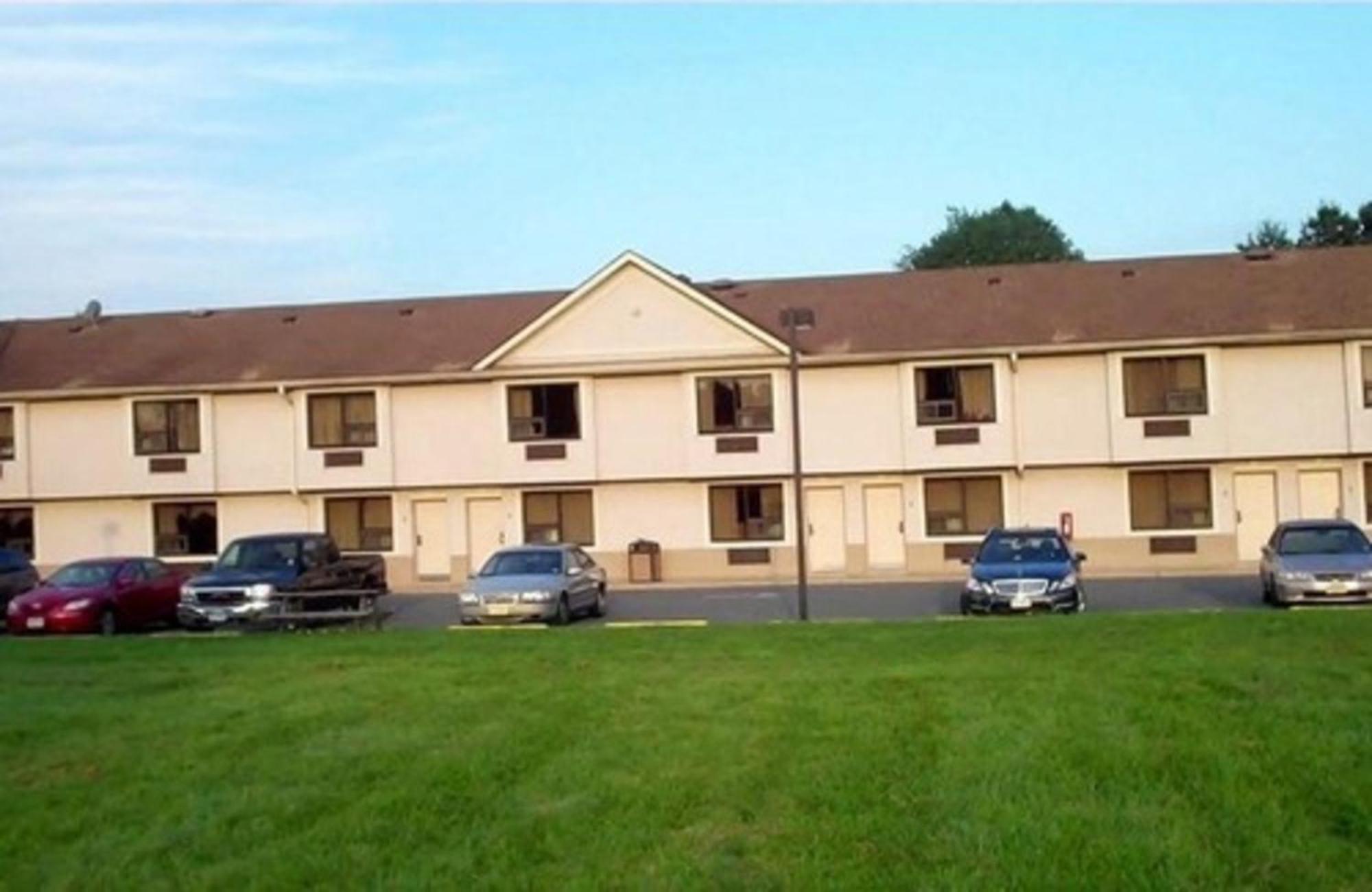 Motel 6 East Windsor, Nj Hightstown מראה חיצוני תמונה