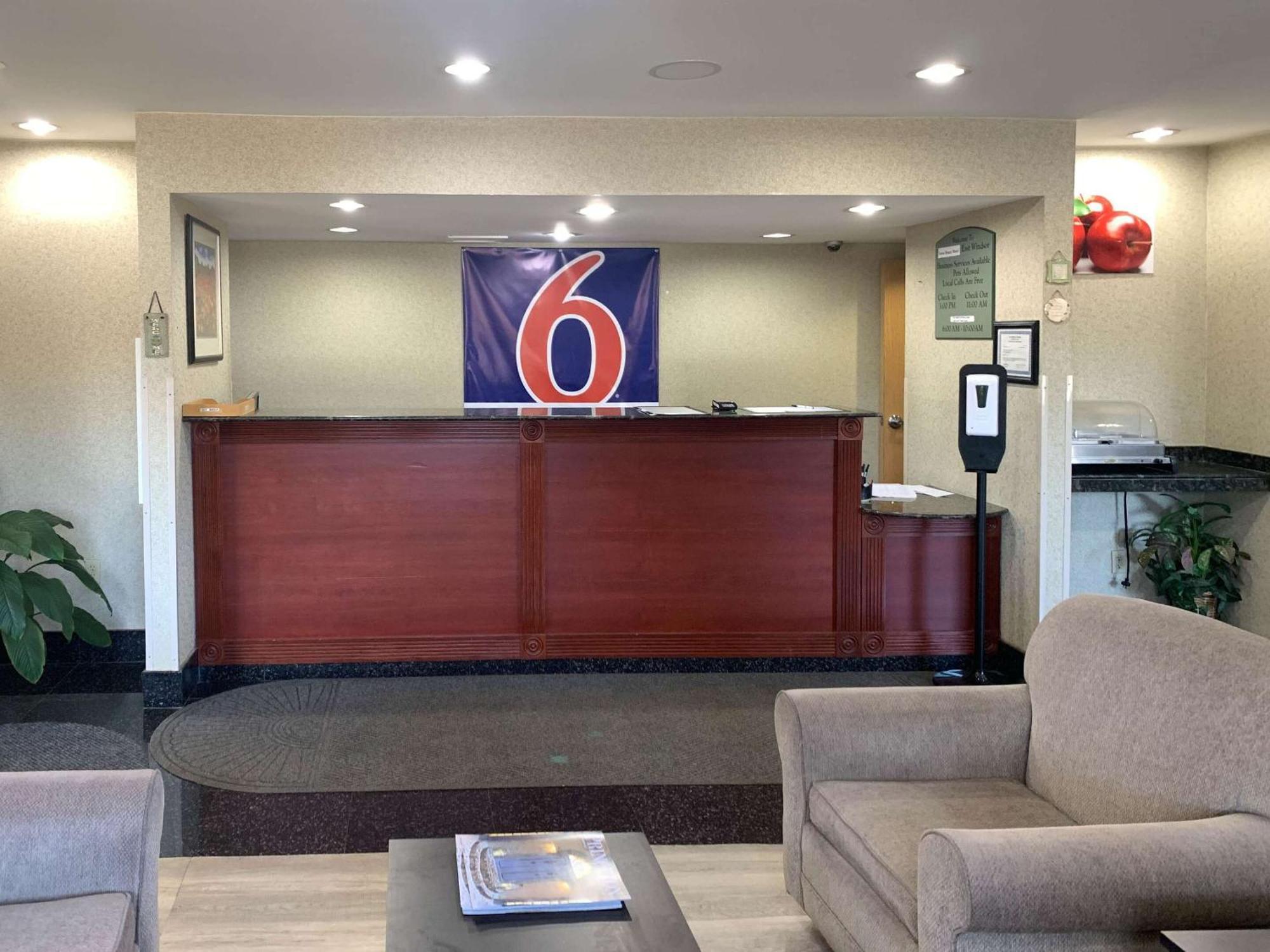 Motel 6 East Windsor, Nj Hightstown מראה חיצוני תמונה