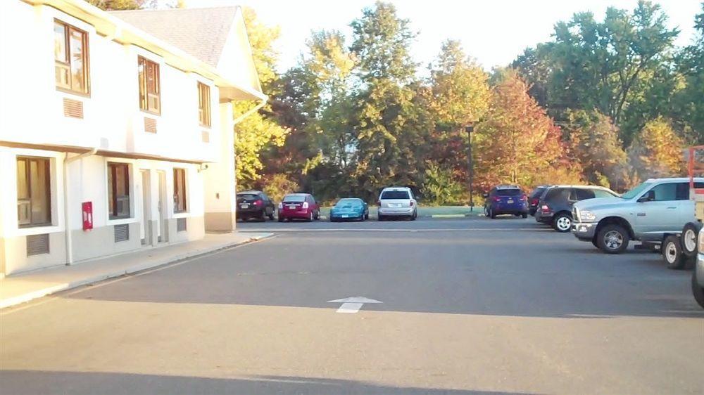 Motel 6 East Windsor, Nj Hightstown מראה חיצוני תמונה